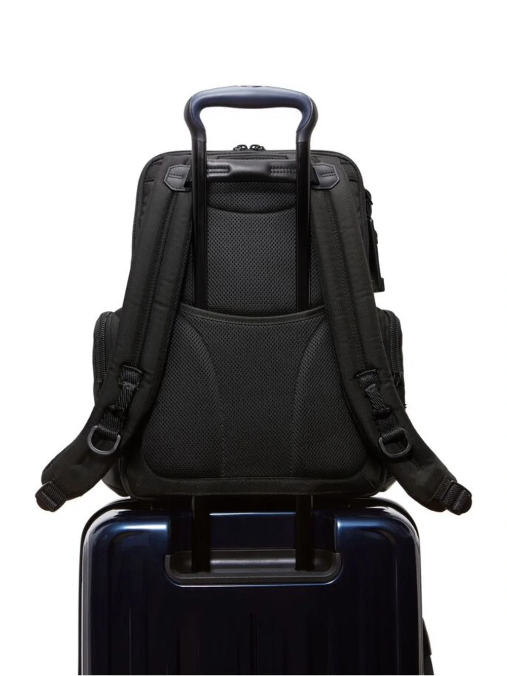 E1 TUMI Alpha Bravo Black Leather 